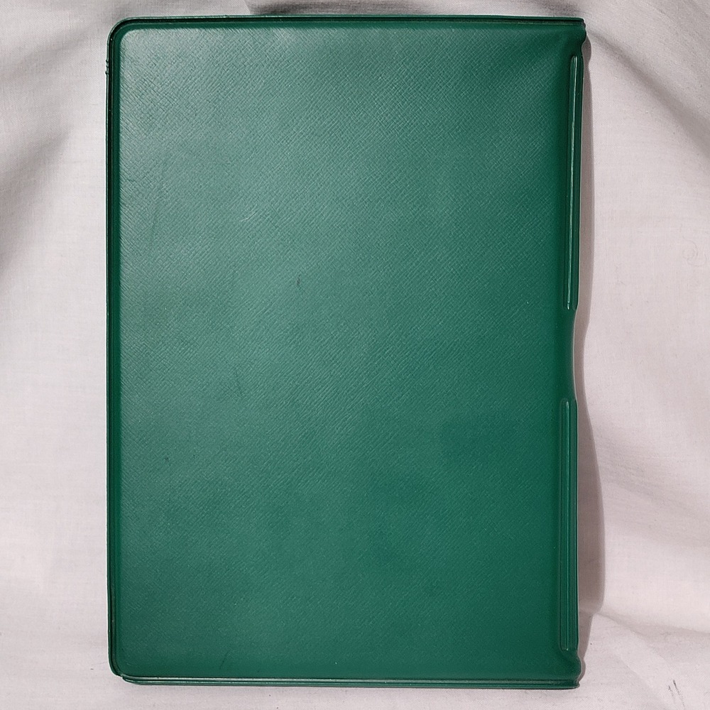 4-H Green Vinyl Portfolio Notepad Holder To Make the Best Better Gold Logo - Picture 4 of 9